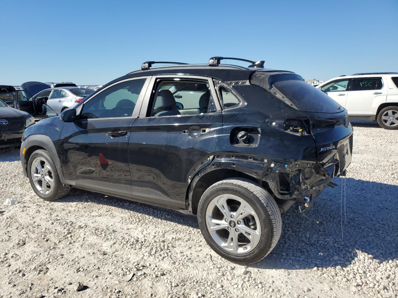 2022 Hyundai Kona VIN KM8K32AB7NU771207 Copart auction photo, all over damage thumbnail 2