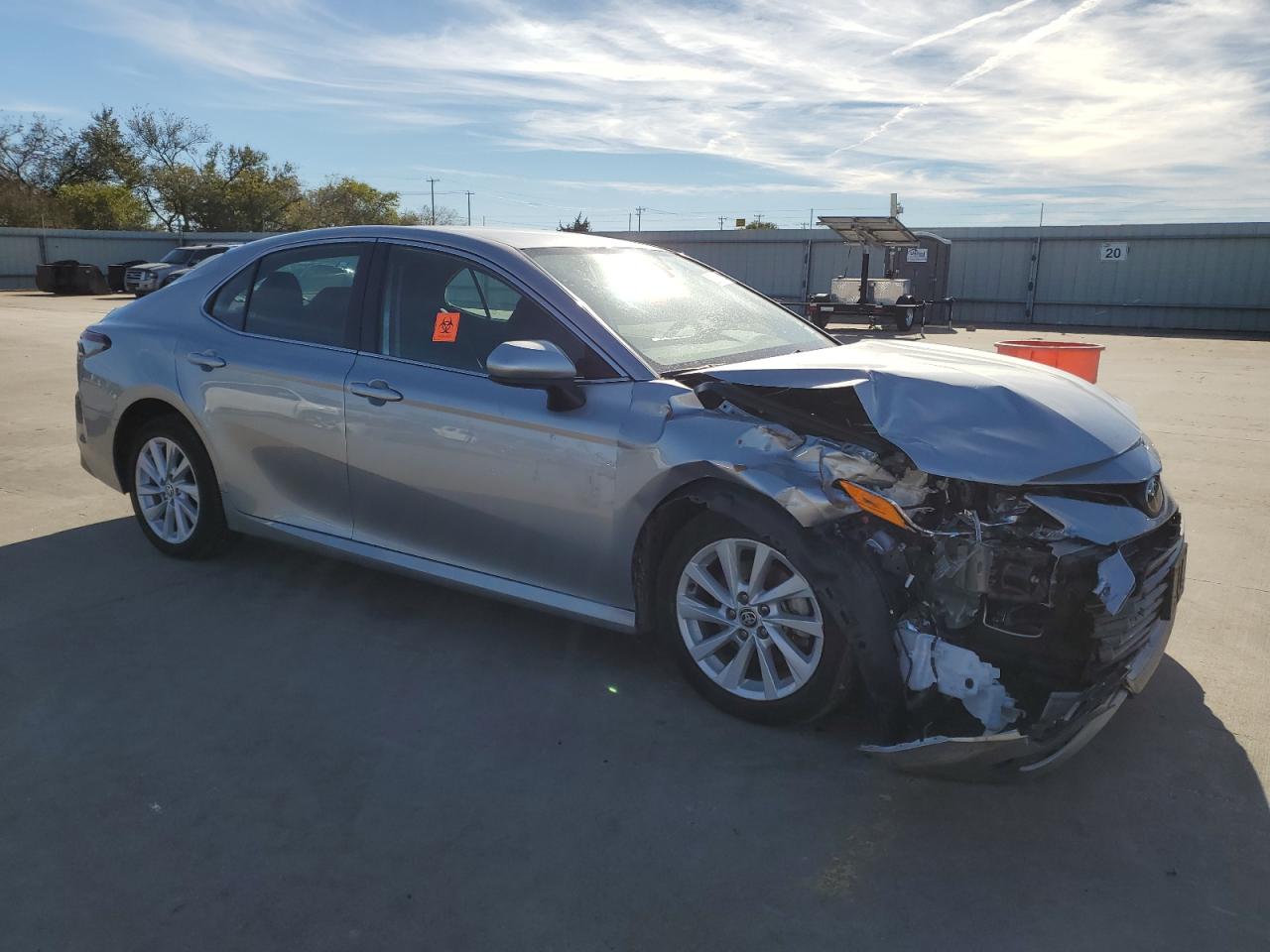 2022 Toyota Camry VIN 4T1C11AK8NU671847 Copart auction photo, front end damage thumbnail 4