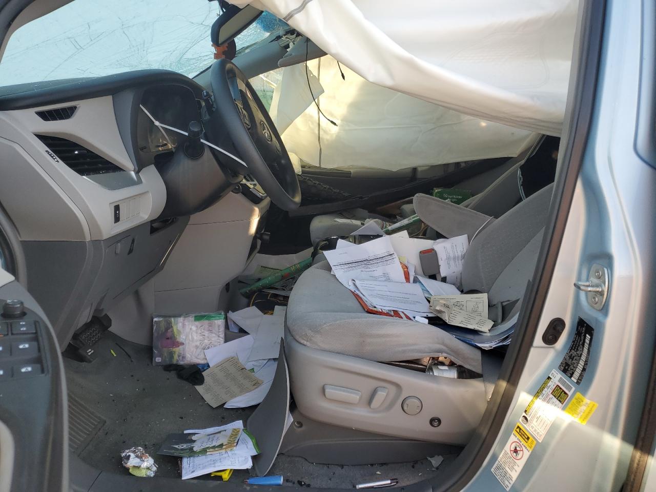 2015 Toyota Sienna VIN 5TDKK3DC5FS574737 Copart auction photo, rear end / all over damage thumbnail 7