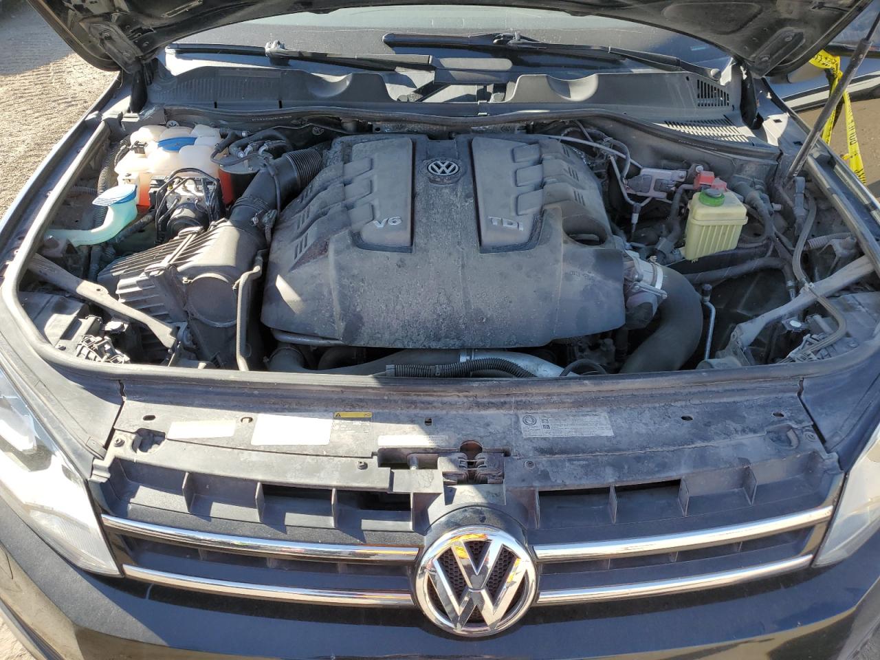 2014 Volkswagen Touareg VIN WVGEP9BPXED001216 Copart auction photo, rear end damage thumbnail 12