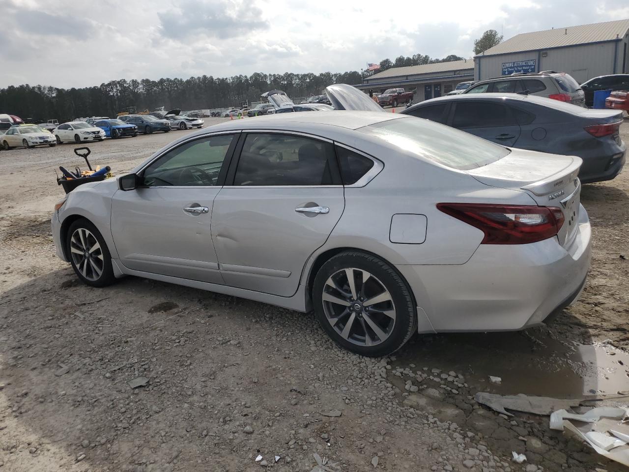 2017 Nissan Altima VIN 1N4AL3AP4HC139850 Copart auction photo, all over / minor dent/scratches damage thumbnail 2