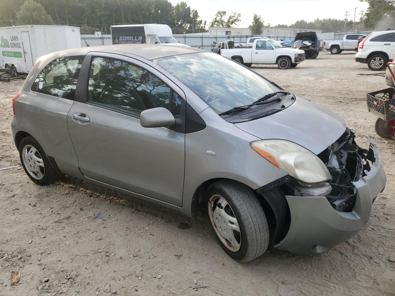 2008 Toyota Yaris VIN JTDJT923185155176 Copart auction photo, front end / minor dent/scratches damage thumbnail 4