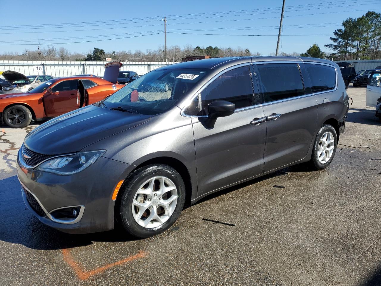2017 Chrysler Pacifica VIN 2C4RC1BG2HR844508