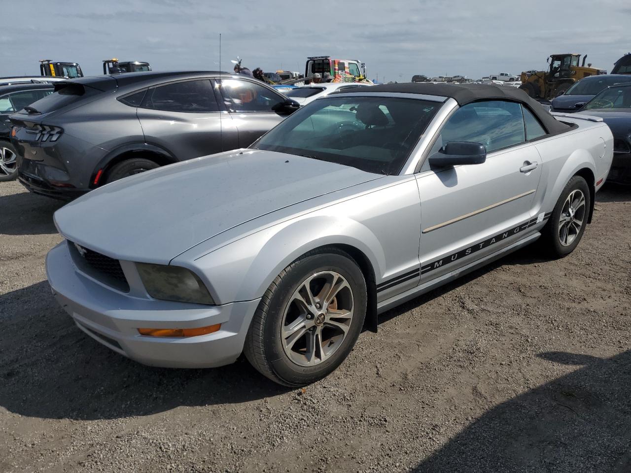 2007 Ford Mustang VIN 1ZVFT84N075276792