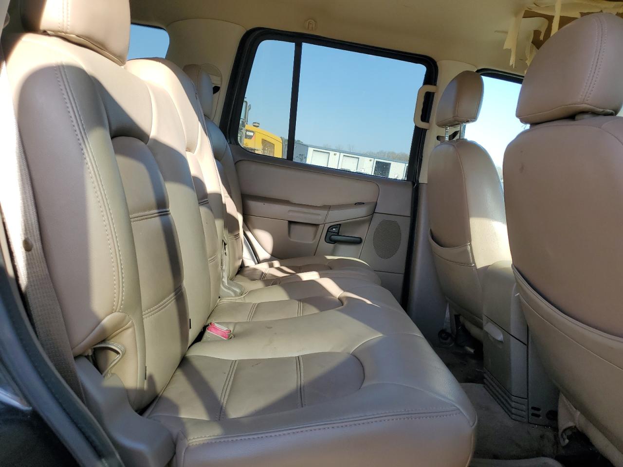 2005 Ford Explorer VIN 1FMZU62K95ZA29766 Copart auction photo, all over damage thumbnail 11