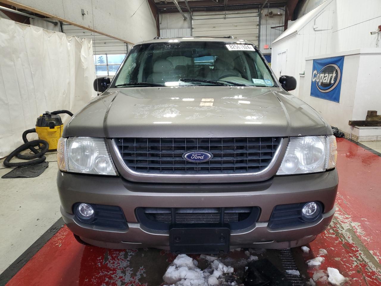 2002 Ford Explorer VIN 1FMZU73K52ZC53178 Copart auction photo, rear end damage thumbnail 5