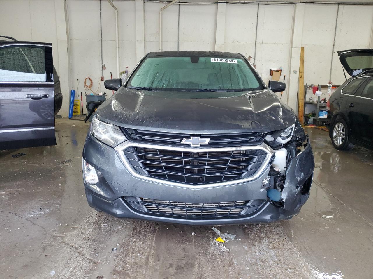 2019 Chevrolet Equinox VIN 2GNAXKEV3K6259700 Copart auction photo, front end / minor dent/scratches damage thumbnail 5