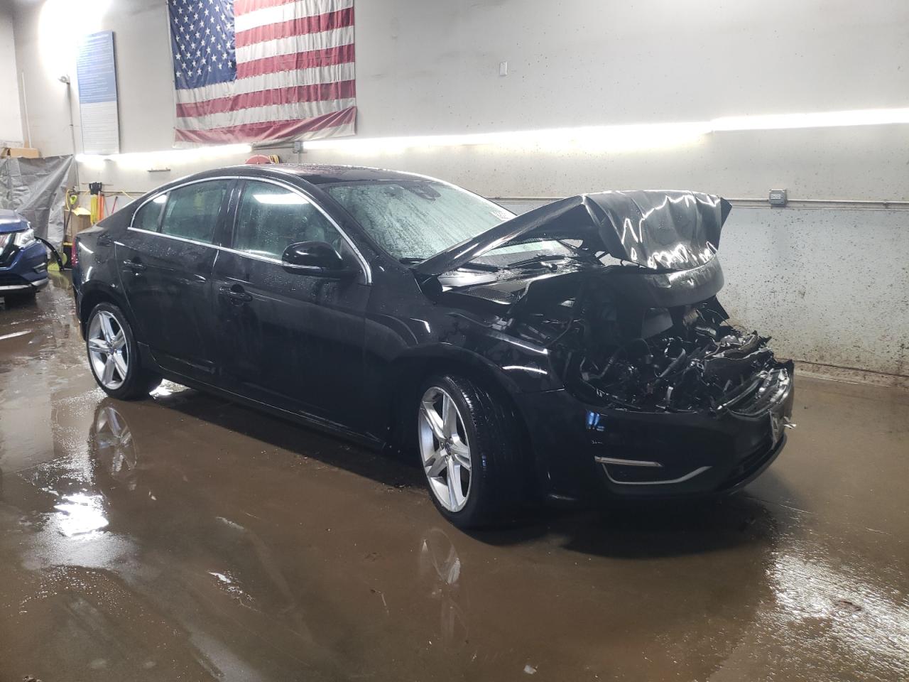 2016 Volvo S60 VIN YV126MFK5G2409921 Copart auction photo, front end damage thumbnail 4
