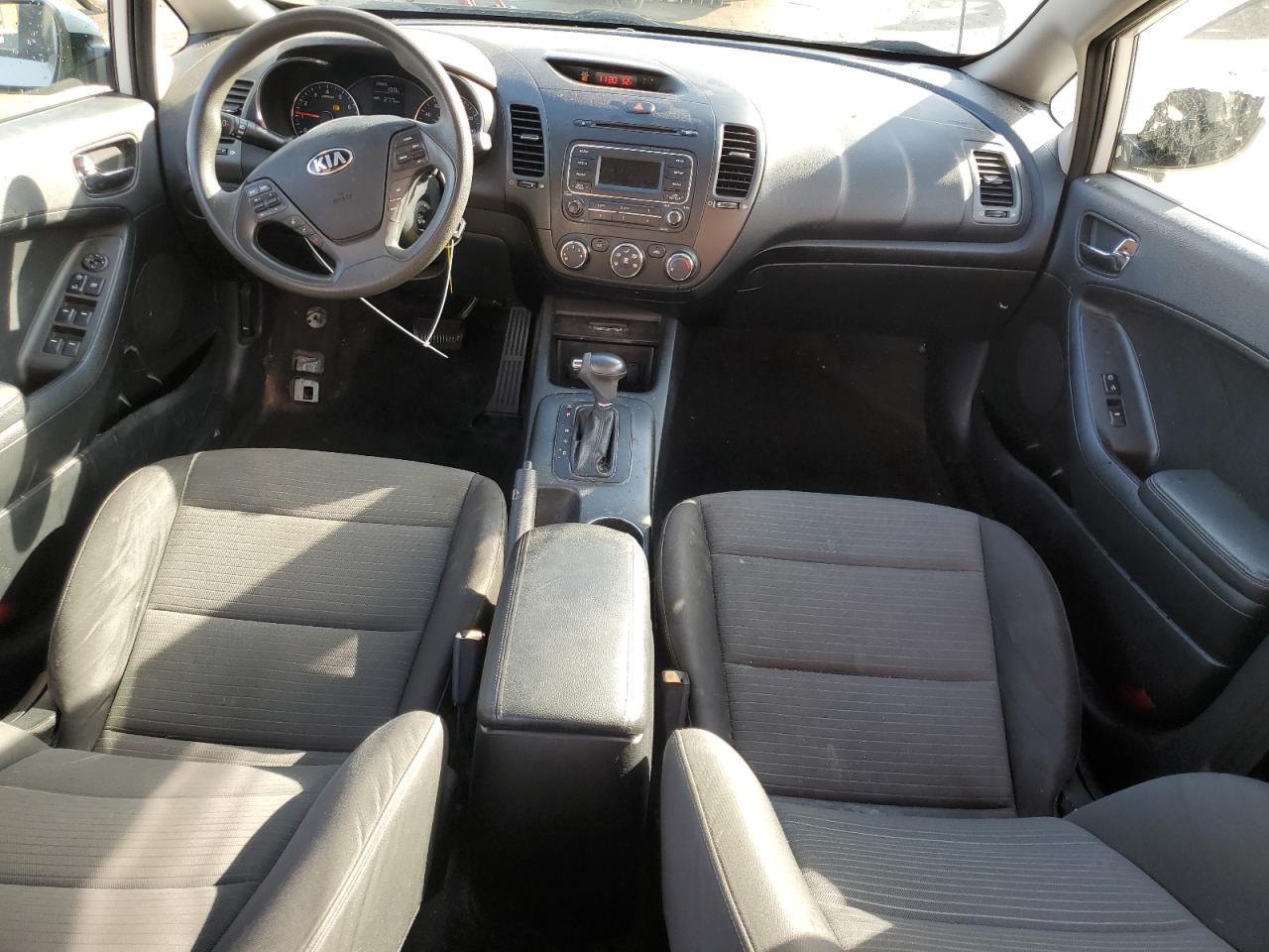 2015 KIA Forte VIN KNAFX4A61F5371175 Copart auction photo, all over damage thumbnail 8