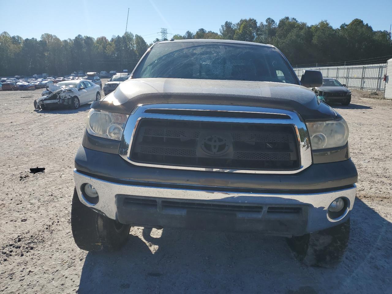 2010 Toyota Tundra VIN 5TFUY5F19AX146347 Copart auction photo, vandalism damage thumbnail 5