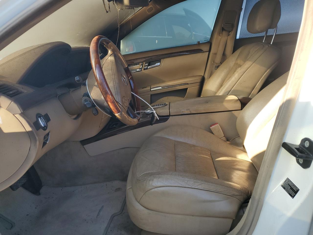 2012 Mercedes-Benz S-klasse VIN WDDNG9EB5CA441711 Copart auction photo, burn - interior damage thumbnail 7