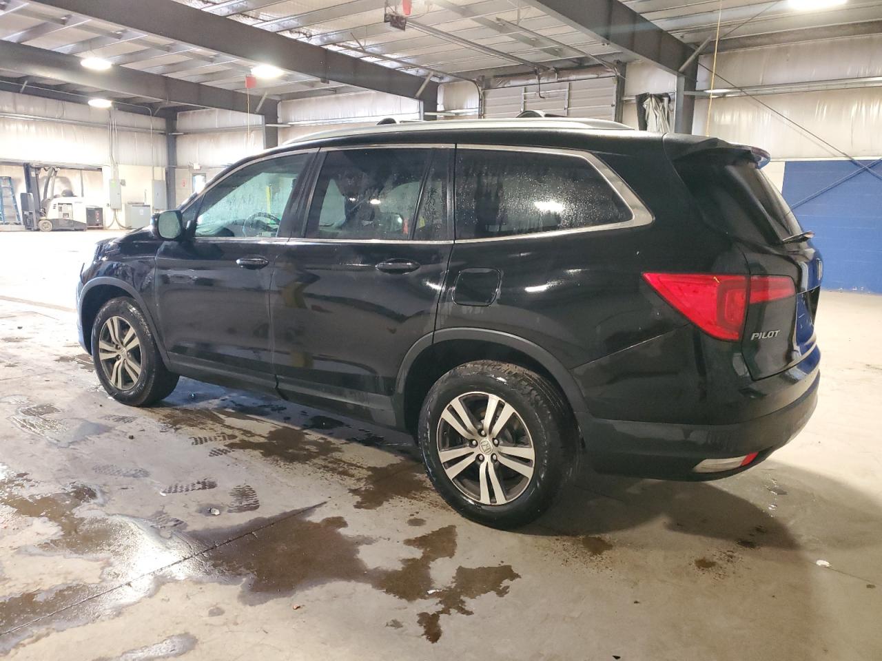 2018 Honda Pilot VIN 5FNYF6H55JB062095 Copart auction photo, side / rear end damage thumbnail 2