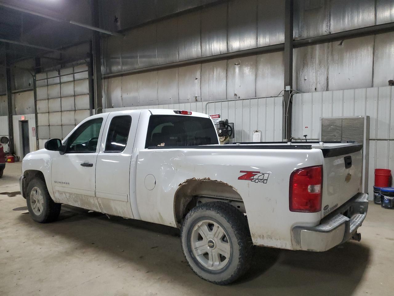 2013 Chevrolet Silverado VIN 1GCRKSE78DZ254916 Copart auction photo, rear end / front end damage thumbnail 2