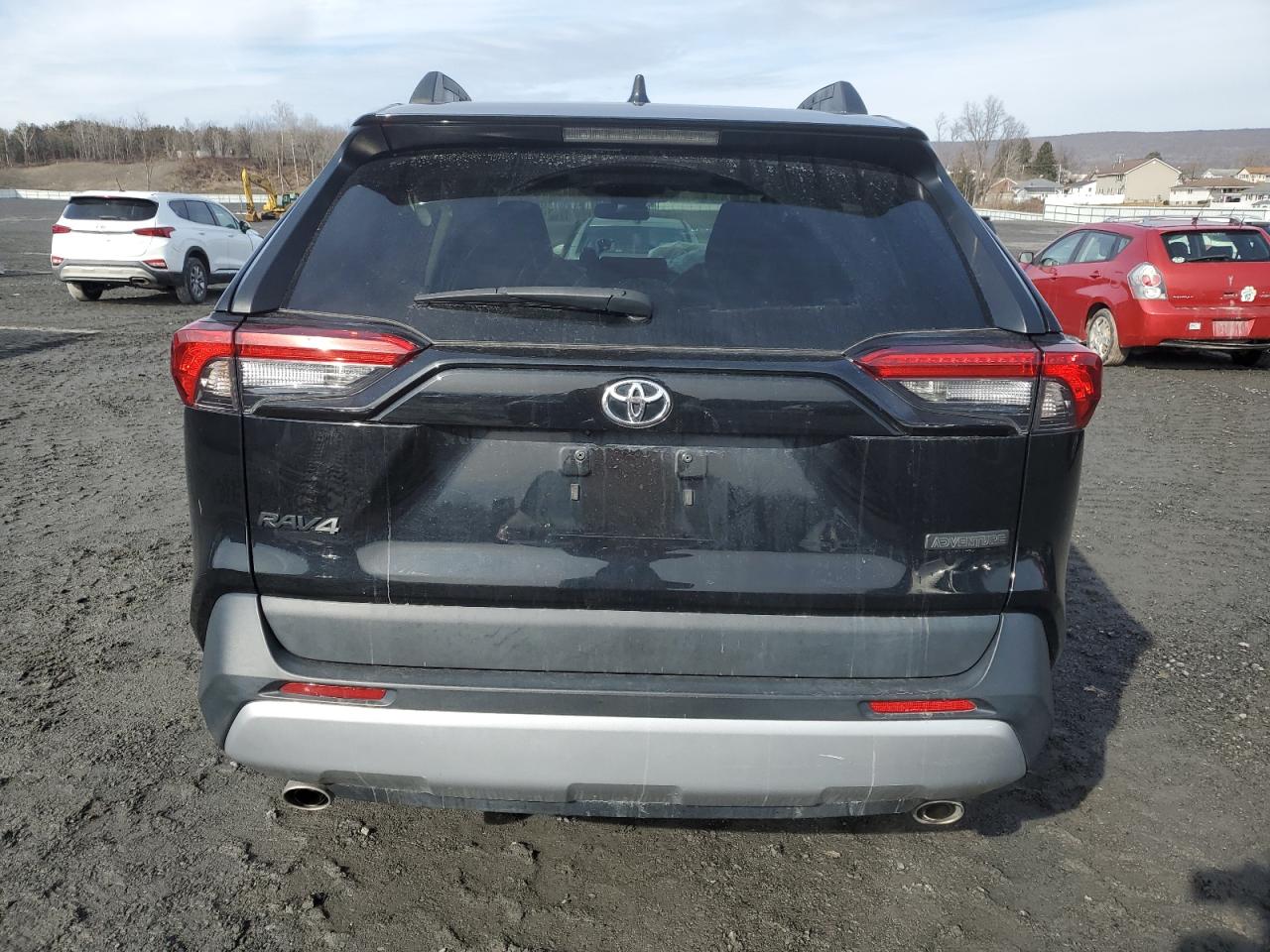 2022 Toyota RAV 4 VIN 2T3J1RFV0NW282135 Copart auction photo, front end damage thumbnail 6