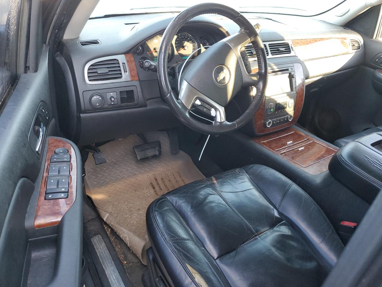 2007 Chevrolet Tahoe VIN 1GNFC13J27R400442 Copart auction photo, front end damage thumbnail 8