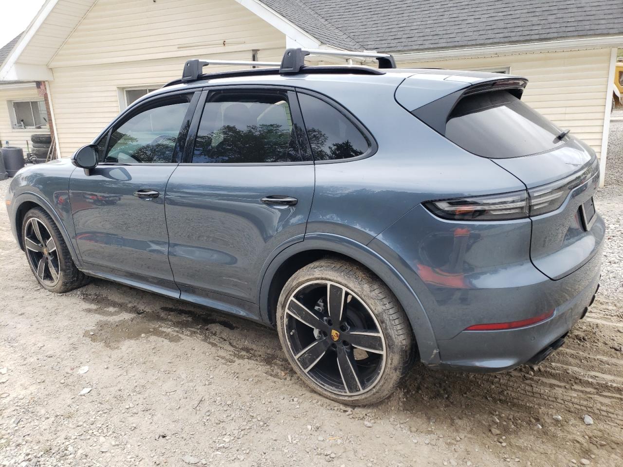 2019 Porsche Cayenne VIN WP1AF2AY4KDA80982 Copart auction photo, water/flood damage thumbnail 2