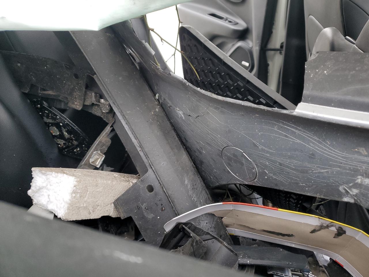 2020 Jeep Renegade VIN ZACNJBC18LPL85001 Copart auction photo, all over damage thumbnail 11