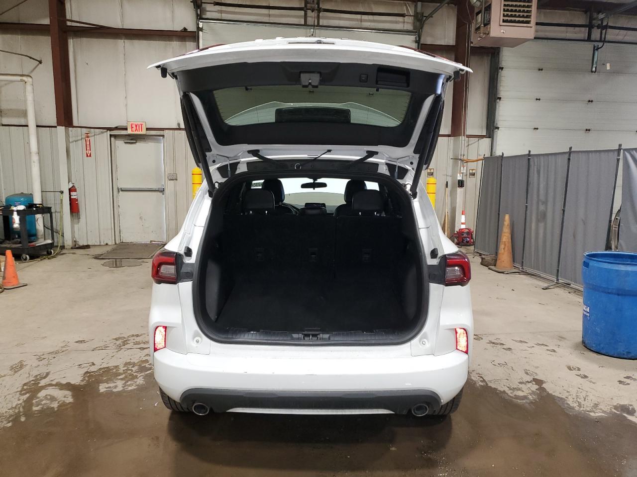 2023 Ford Escape VIN 1FMCU9MN1PUA34037 Copart auction photo, front end damage thumbnail 6