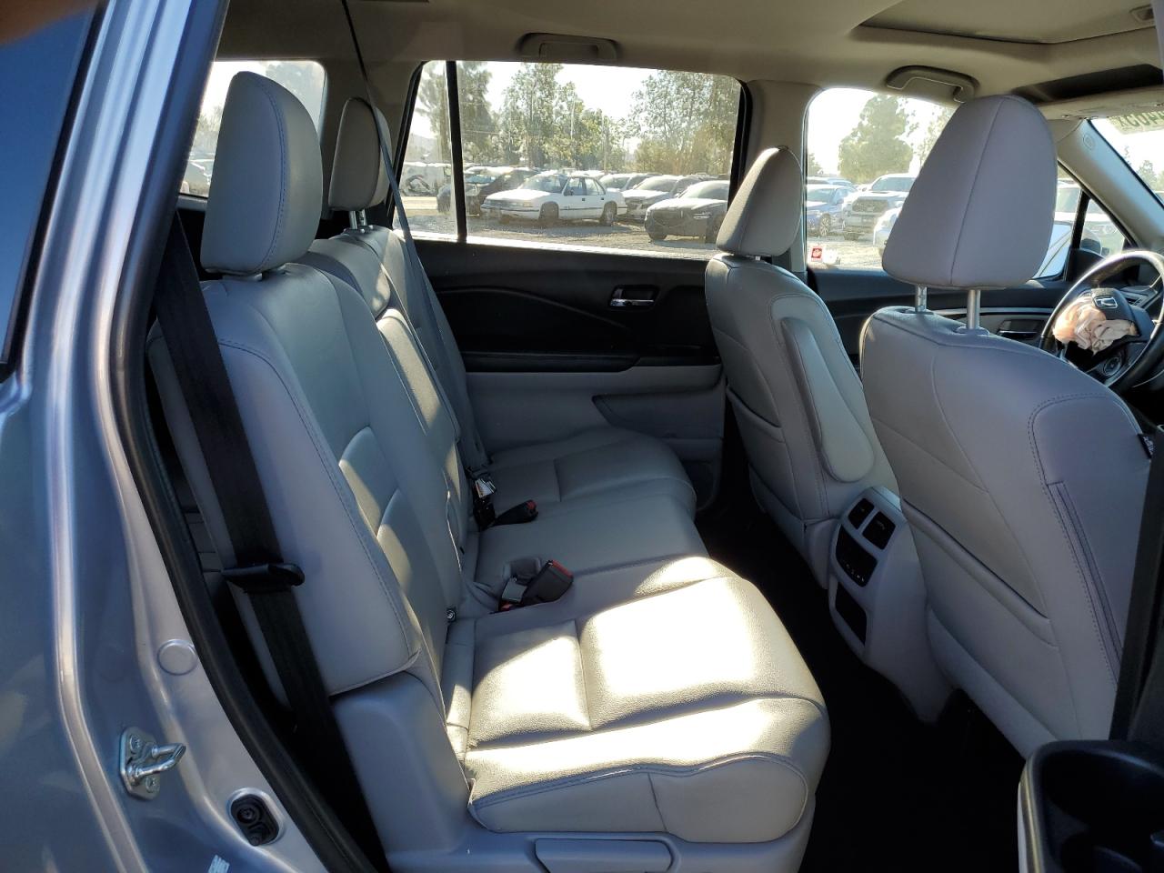 2016 Honda Pilot VIN 5FNYF5H58GB021432 Copart auction photo, front end damage thumbnail 11