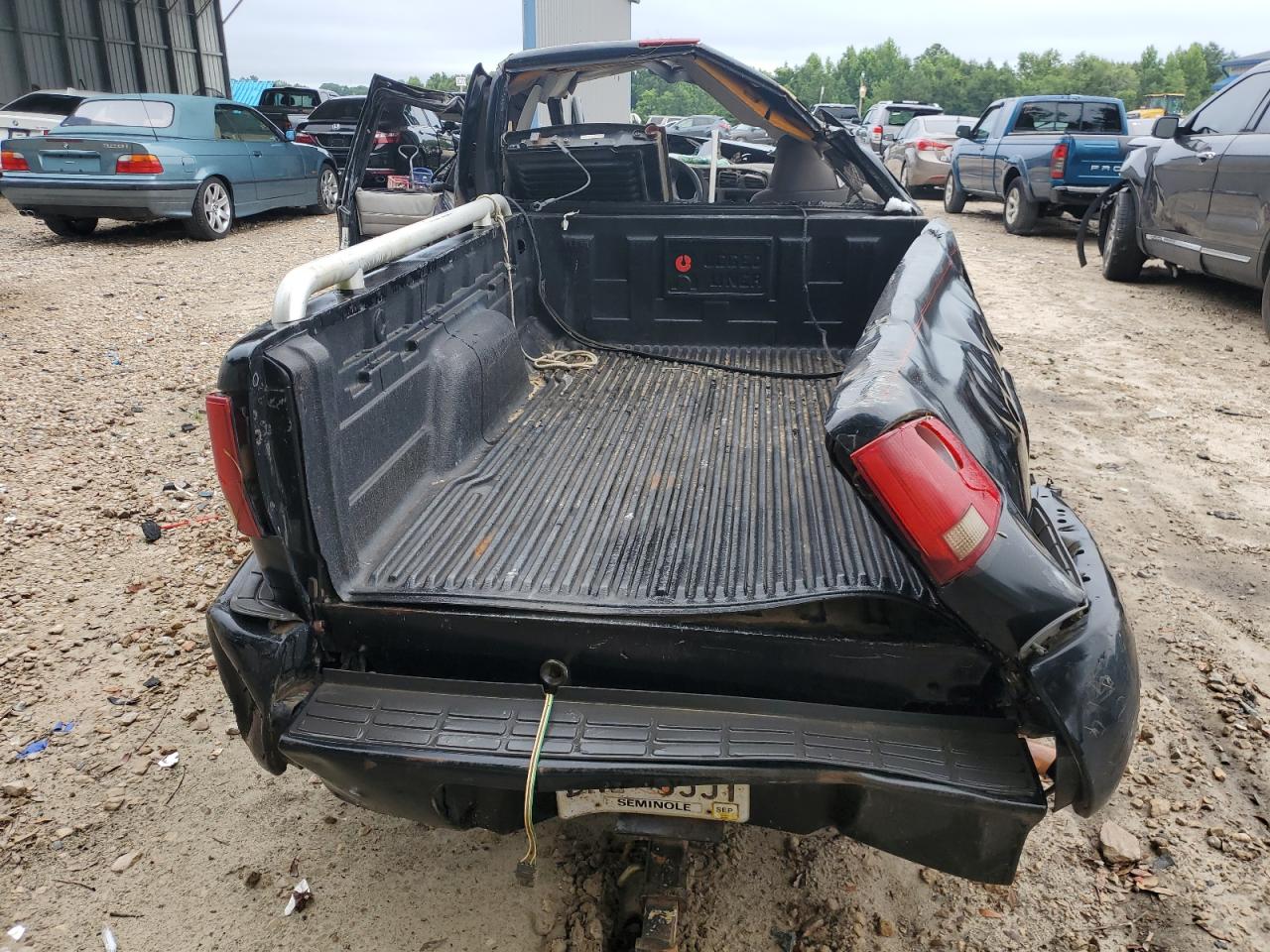 2003 GMC Sonoma VIN 1GTCS19H038270227 Copart auction photo, rollover damage thumbnail 6