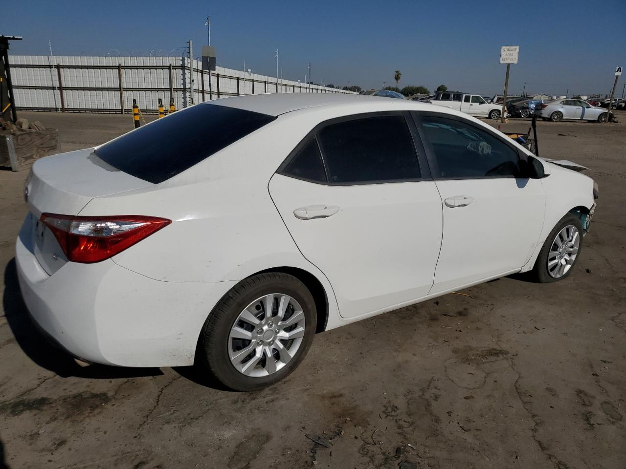 2015 Toyota Corolla VIN 5YFBURHE9FP317372 Copart auction photo, front end damage thumbnail 3