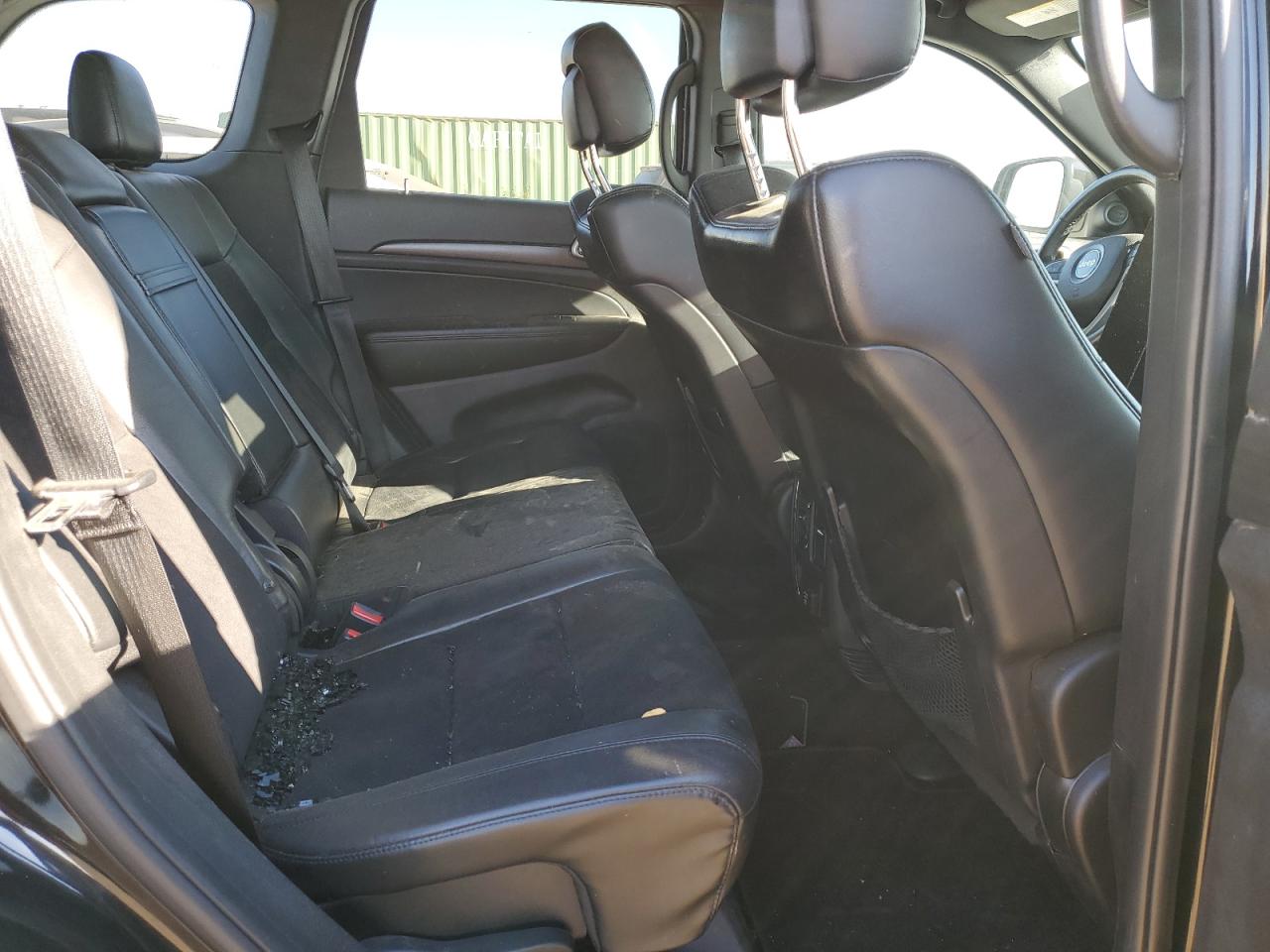 2018 Jeep Grand Cherokee VIN 1C4RJFAG4JC157002 Copart auction photo, vandalism damage thumbnail 10