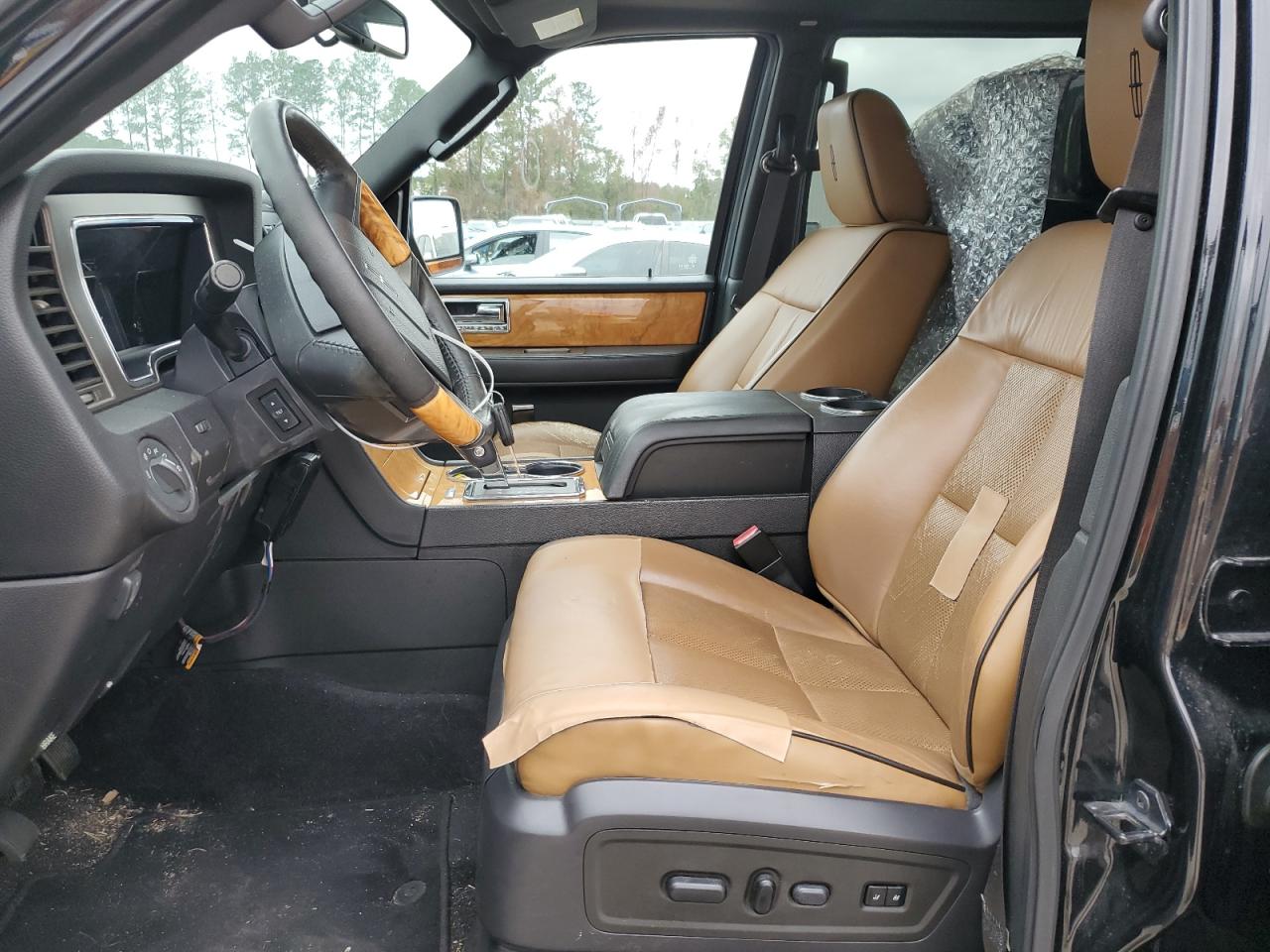 2011 Lincoln Navigator VIN 5LMJJ2H57BEJ04335 Copart auction photo, rear end damage thumbnail 7