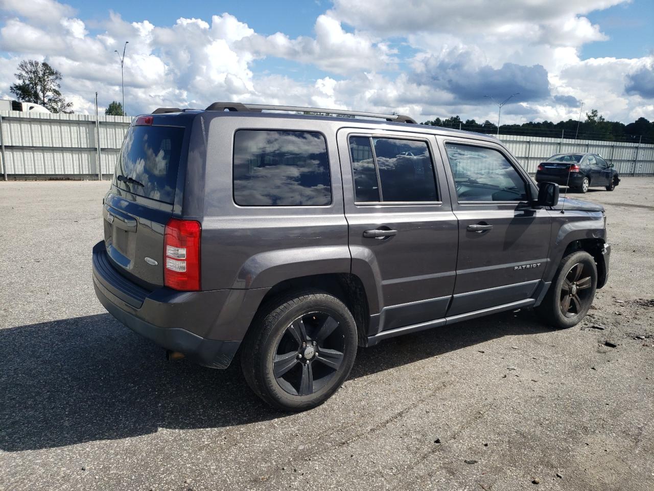 2017 Jeep Liberty (Patriot) VIN 1C4NJPFB4HD161914 Copart auction photo, front end damage thumbnail 3
