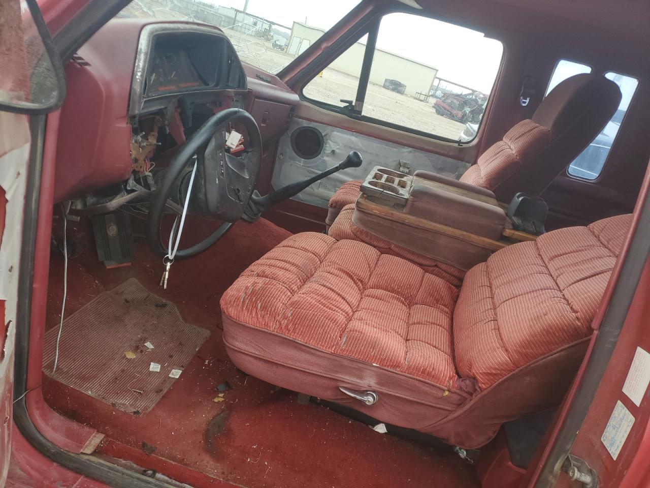 1988 Ford F250 VIN 1FTHX25M4JKB00405 Copart auction photo, all over damage thumbnail 7