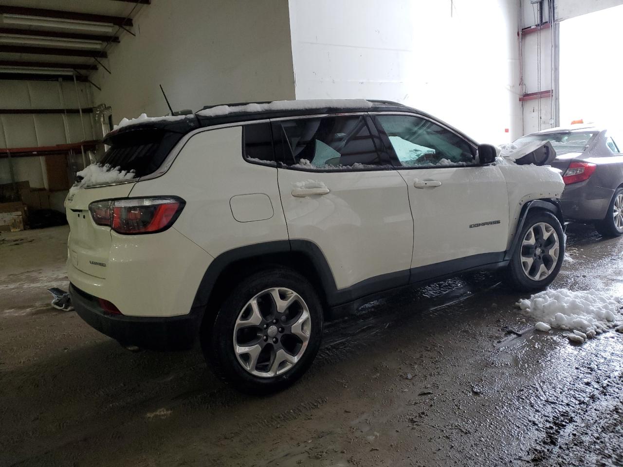 2019 Jeep Compass VIN 3C4NJDCB8KT790919 Copart auction photo, front end / minor dent/scratches damage thumbnail 3