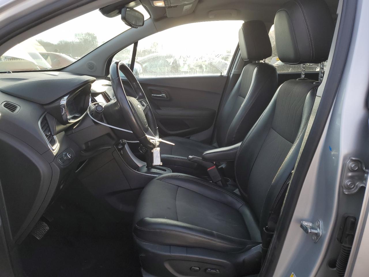 2019 Chevrolet Trax VIN 3GNCJLSB3KL249190 Copart auction photo, rear end / front end damage thumbnail 7