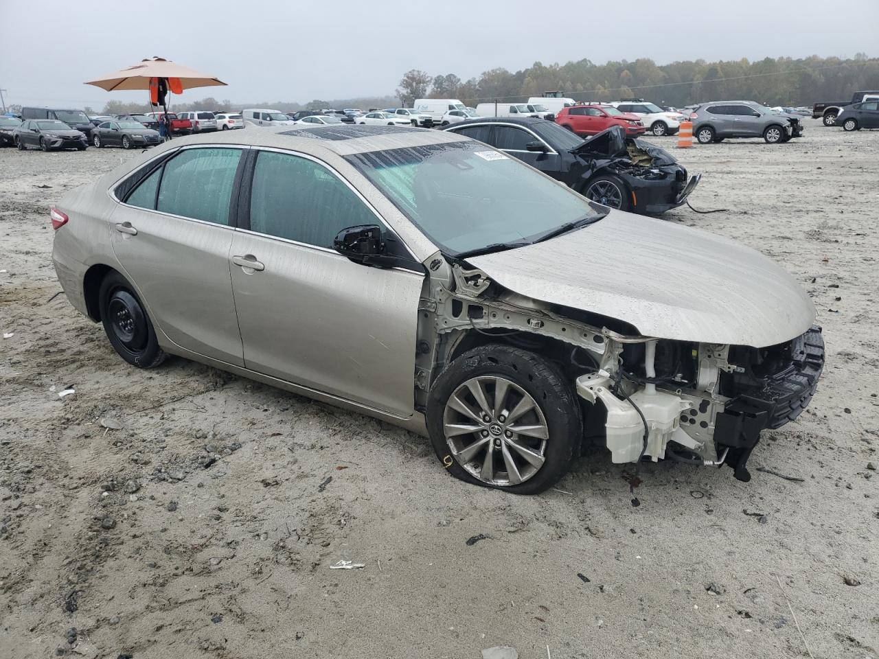 2017 Toyota Camry VIN 4T1BF1FK2HU711172 Copart auction photo, front end damage thumbnail 4