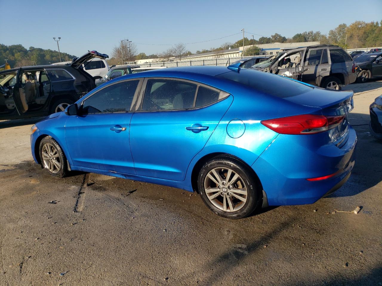 2018 Hyundai Elantra VIN 5NPD84LF3JH228242 Copart auction photo, vandalism / side damage thumbnail 2
