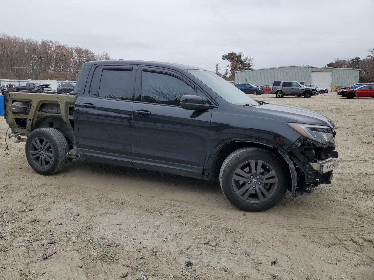 2020 Honda Ridgeline VIN 5FPYK2F12LB000040 Copart auction photo, partial repair / undercarriage damage thumbnail 4