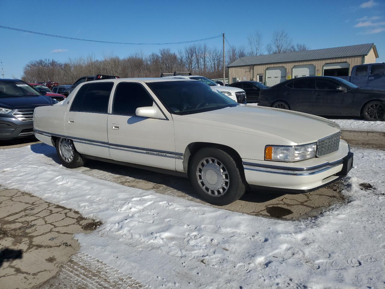 1996 Cadillac De Ville VIN 1G6KD52Y7TU234357 Copart auction photo, burn / mechanical damage thumbnail 4
