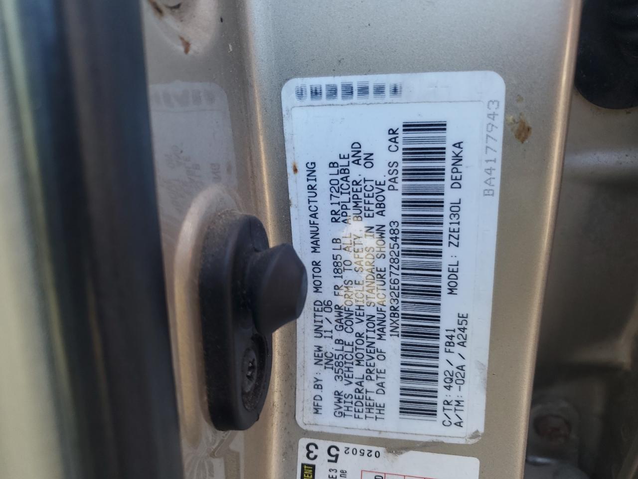 2007 Toyota Corolla VIN 1NXBR32E67Z825483 Copart auction photo, front end / minor dent/scratches damage thumbnail 13