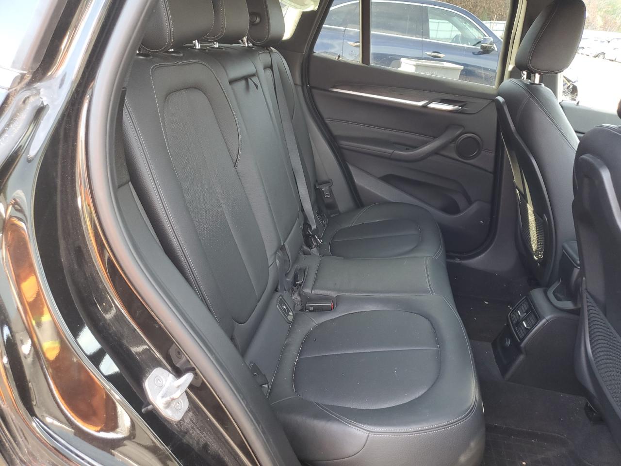 2016 BMW X1 VIN WBXHT3Z32G4A50061 Copart auction photo, front end / minor dent/scratches damage thumbnail 11