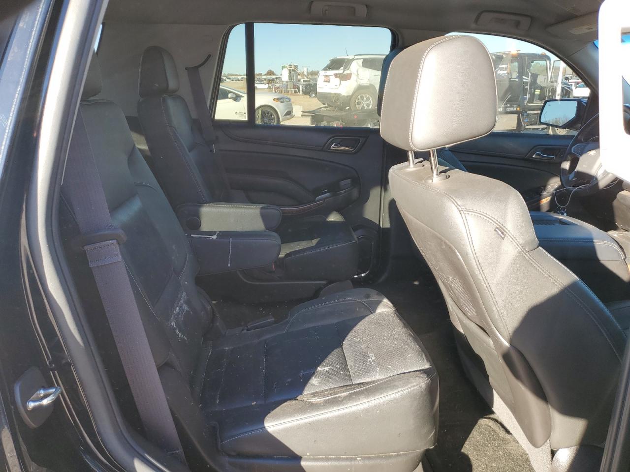 2016 Chevrolet Tahoe VIN 1GNSKCKCXGR374737 Copart auction photo, hail / minor dent/scratches damage thumbnail 11