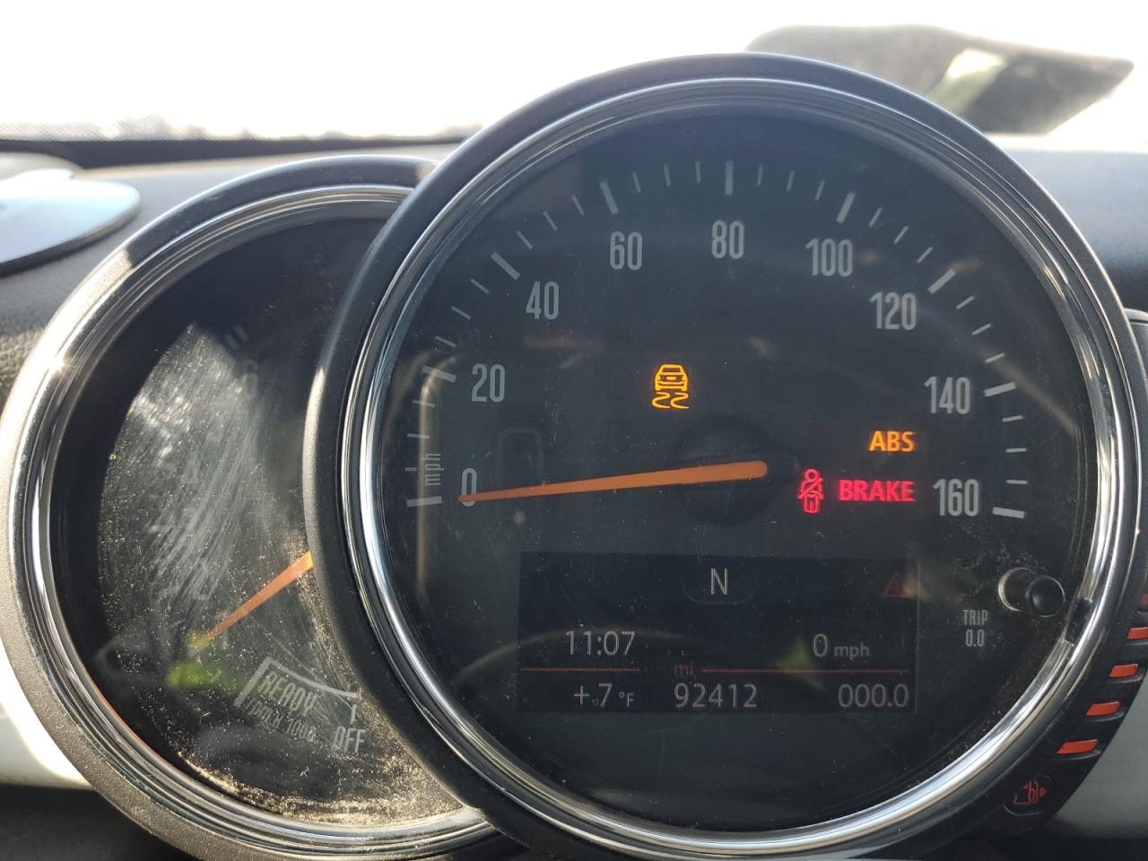 2016 MINI Cooper VIN WMWXU3C53G2B62859 Copart auction photo, front end / minor dent/scratches damage thumbnail 9