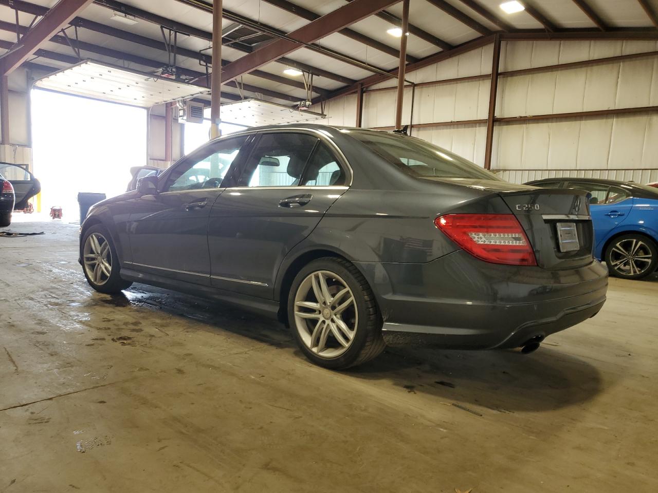 2014 Mercedes-Benz C-klasse VIN WDDGF4HB1EA913268 Copart auction photo, front end damage thumbnail 2
