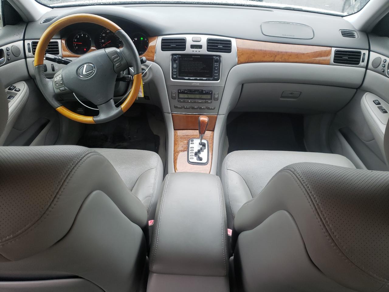 2006 Lexus ES VIN JTHBA30G665164478 Copart auction photo, rear end / minor dent/scratches damage thumbnail 8
