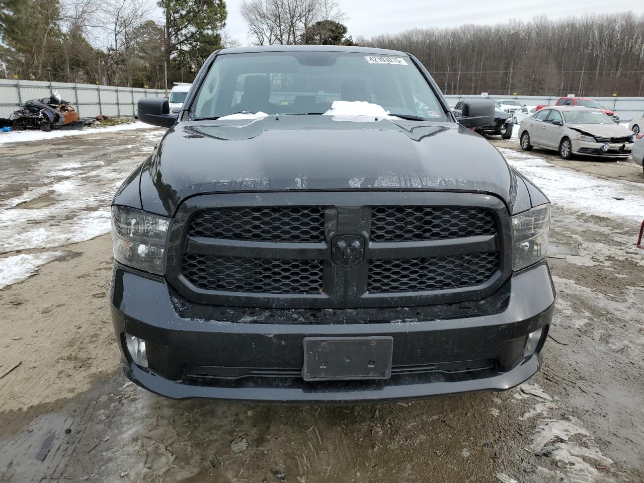 2018 RAM 1500 VIN 1C6RR7FT7JS135805 Copart auction photo, side damage thumbnail 5