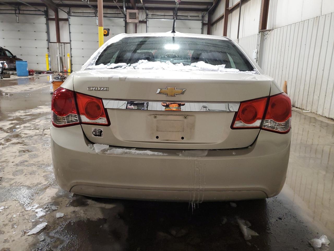 2013 Chevrolet Cruze VIN 1G1PA5SG4D7329566 Copart auction photo, front end damage thumbnail 6