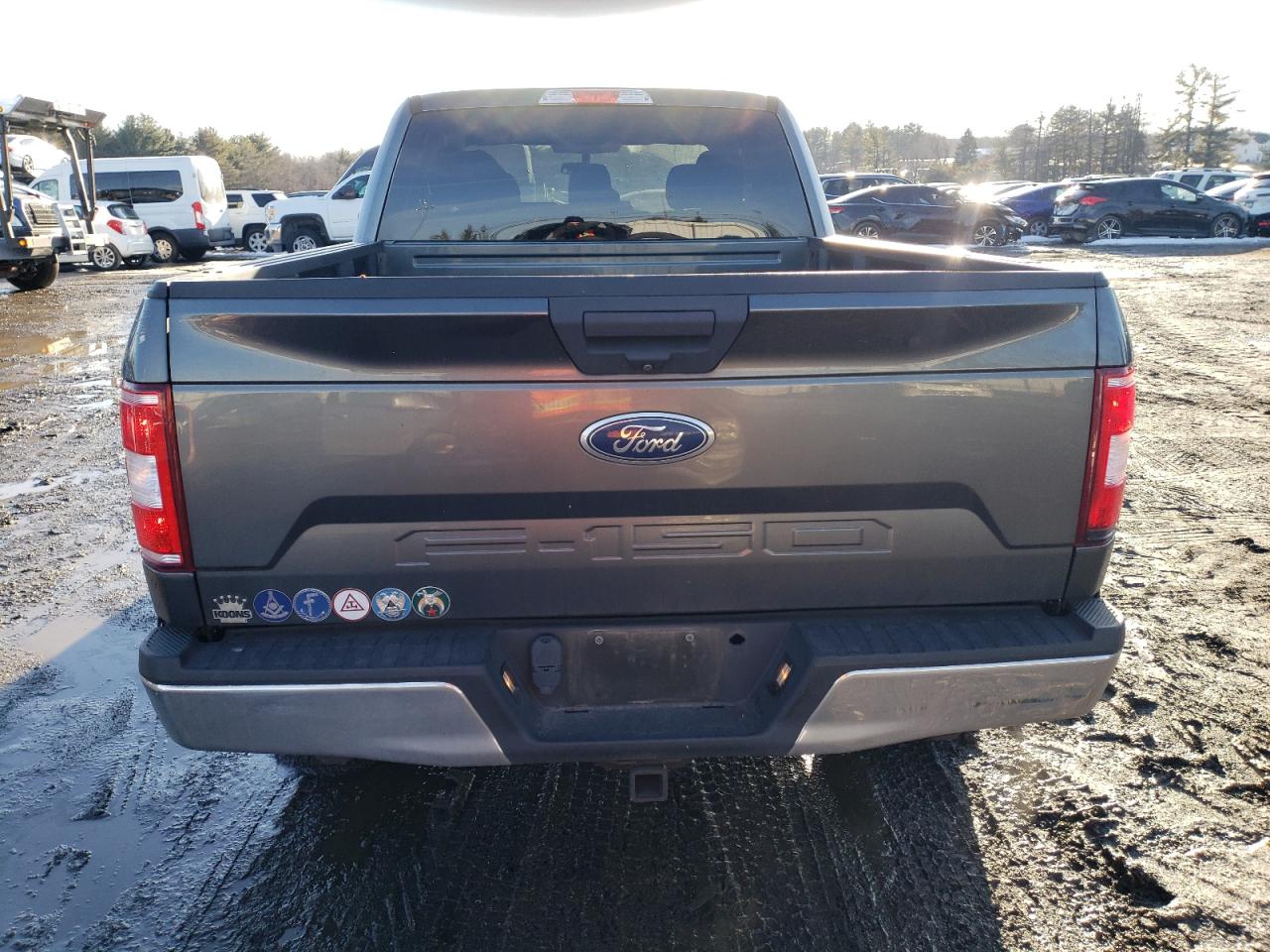 2019 Ford F-150 VIN 1FTFX1E54KFA92939 Copart auction photo, front end / minor dent/scratches damage thumbnail 6