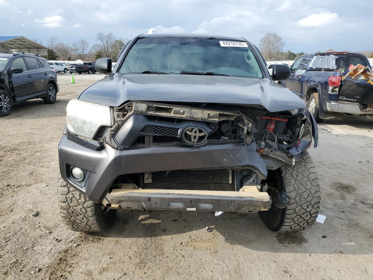 2012 Toyota Tacoma VIN 5TFMU4FN3CX005642 Copart auction photo, all over / rear end damage thumbnail 5
