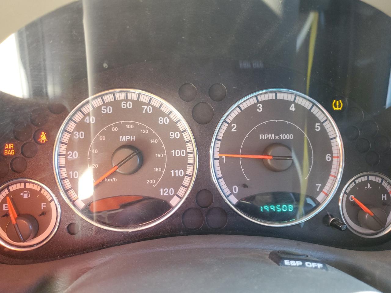 2006 Jeep Liberty (North America) VIN 1J4GK58K56W109033 Copart auction photo, front end damage thumbnail 9