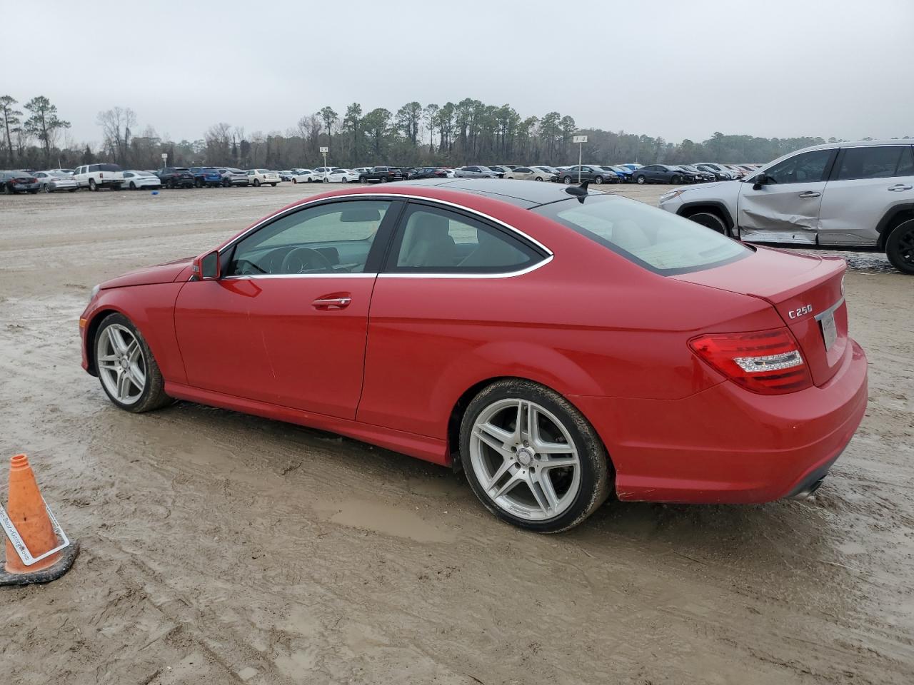 2014 Mercedes-Benz C-klasse VIN WDDGJ4HB0EG177192 Copart auction photo, side damage thumbnail 2