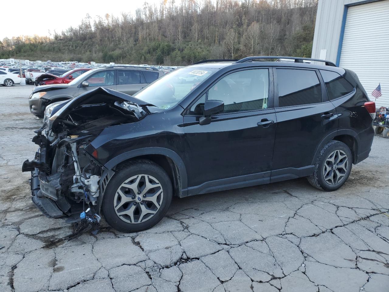 2019 Subaru Forester VIN JF2SKAGC1KH528208