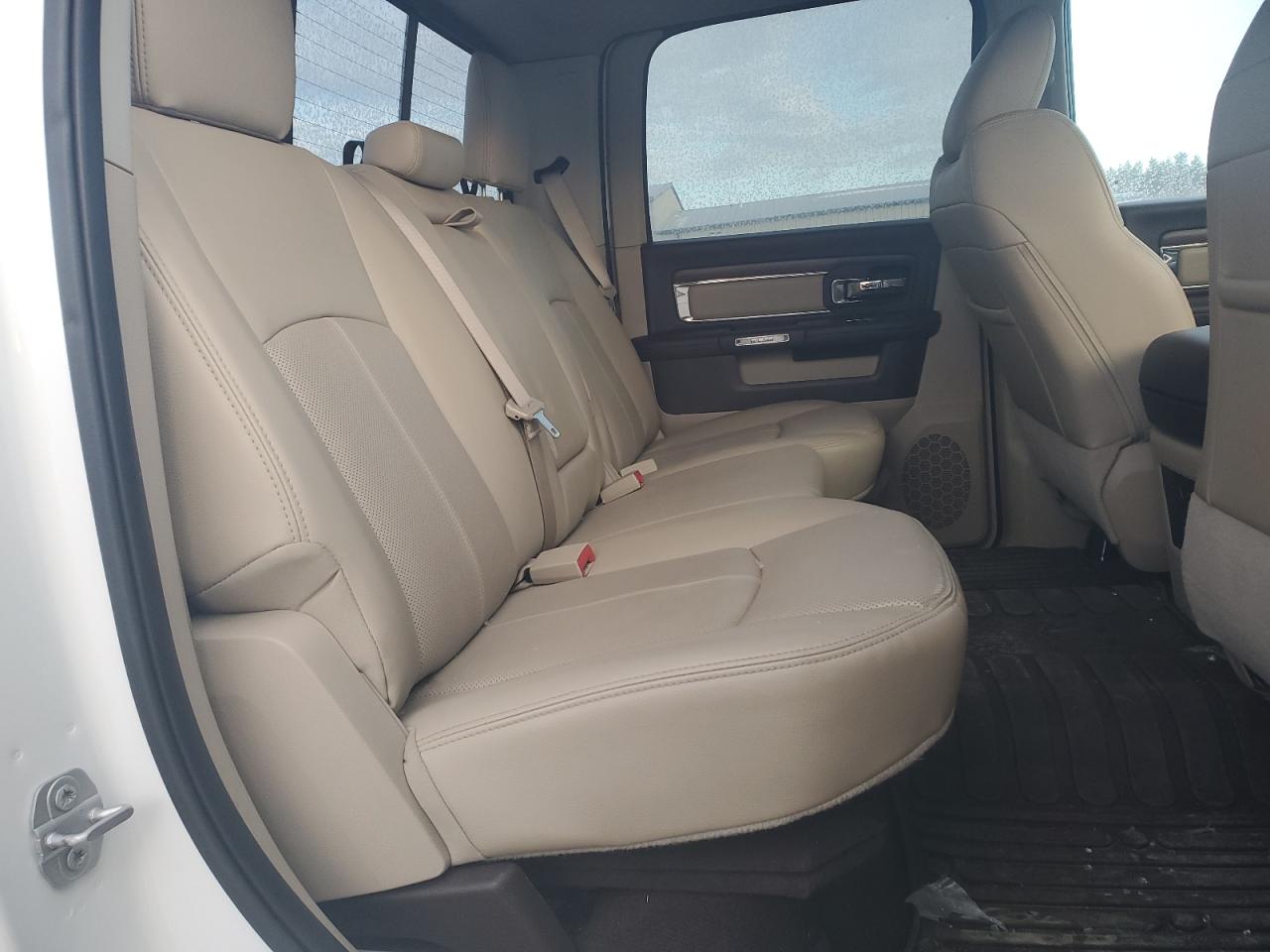 2018 RAM 2500 VIN 3C6UR5FL9JG386783 Copart auction photo, side / front end damage thumbnail 10