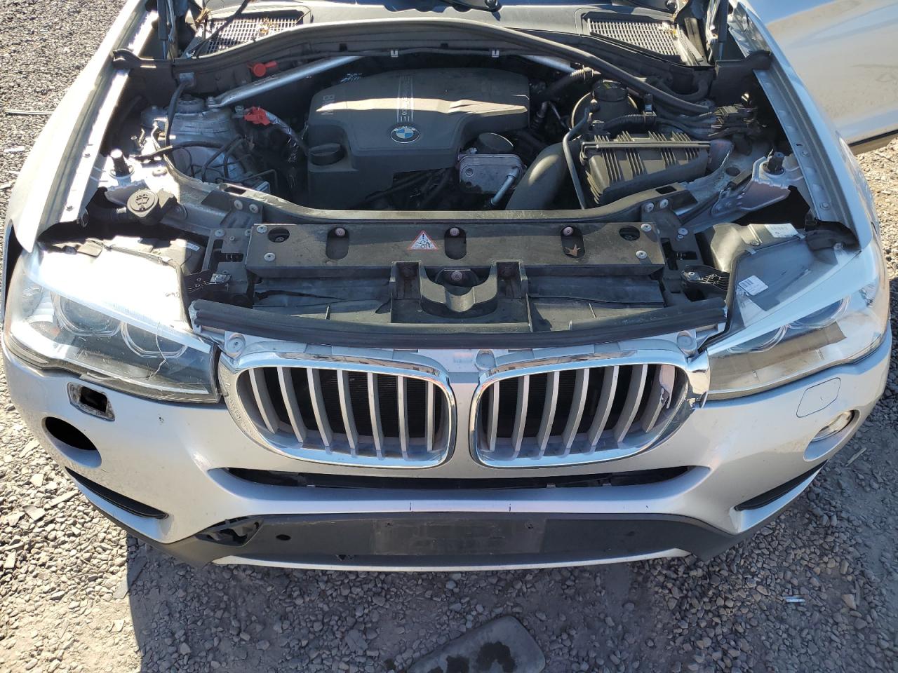 2016 BMW X3 VIN 5UXWX9C57G0D77048 Copart auction photo, front end / minor dent/scratches damage thumbnail 13